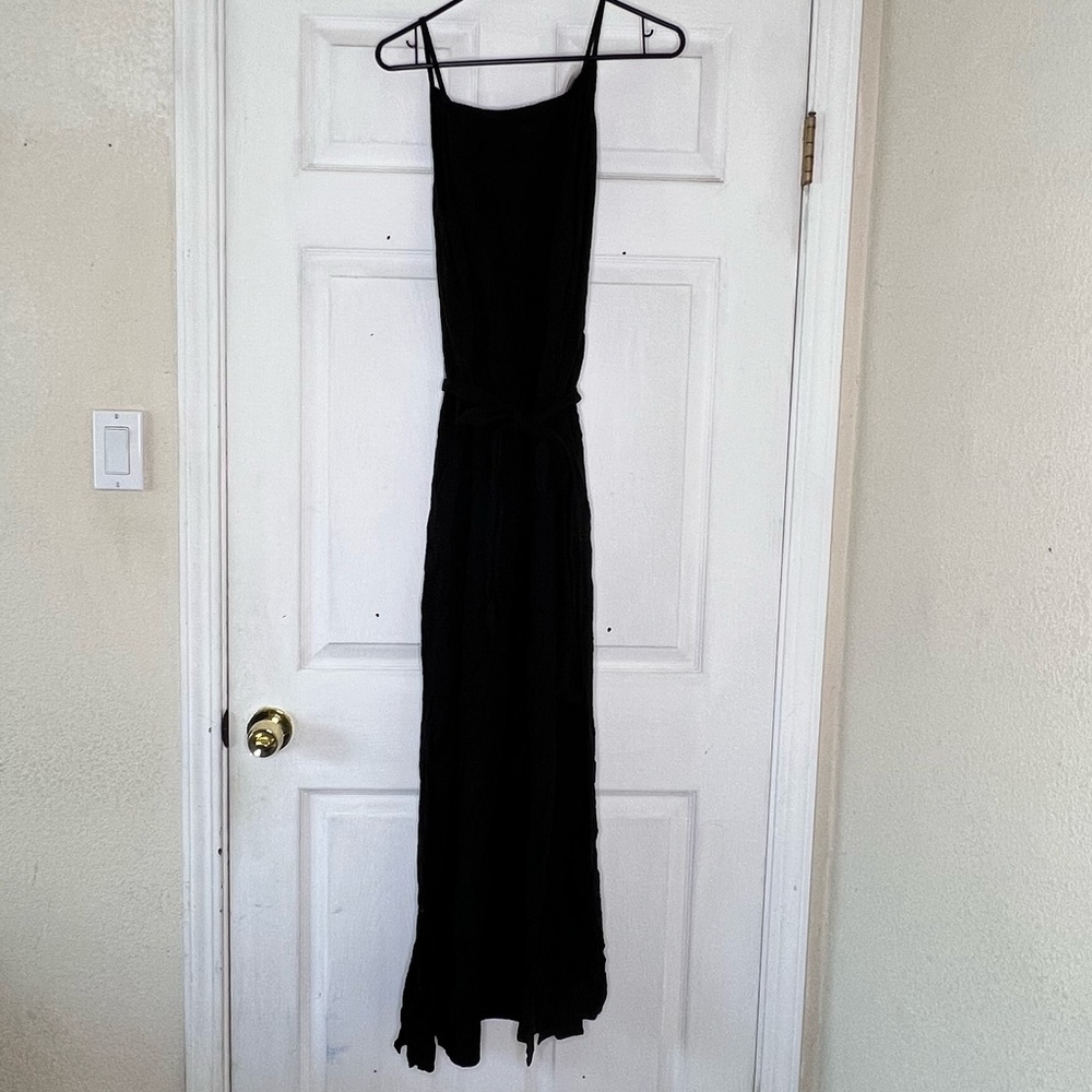 Black Sleeveless Maxi Dress in Large
